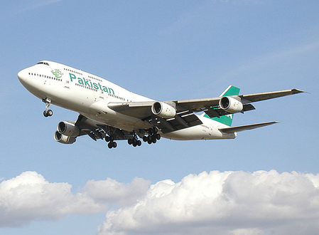 パキスタン航空の旅客機（ウィキペディア）